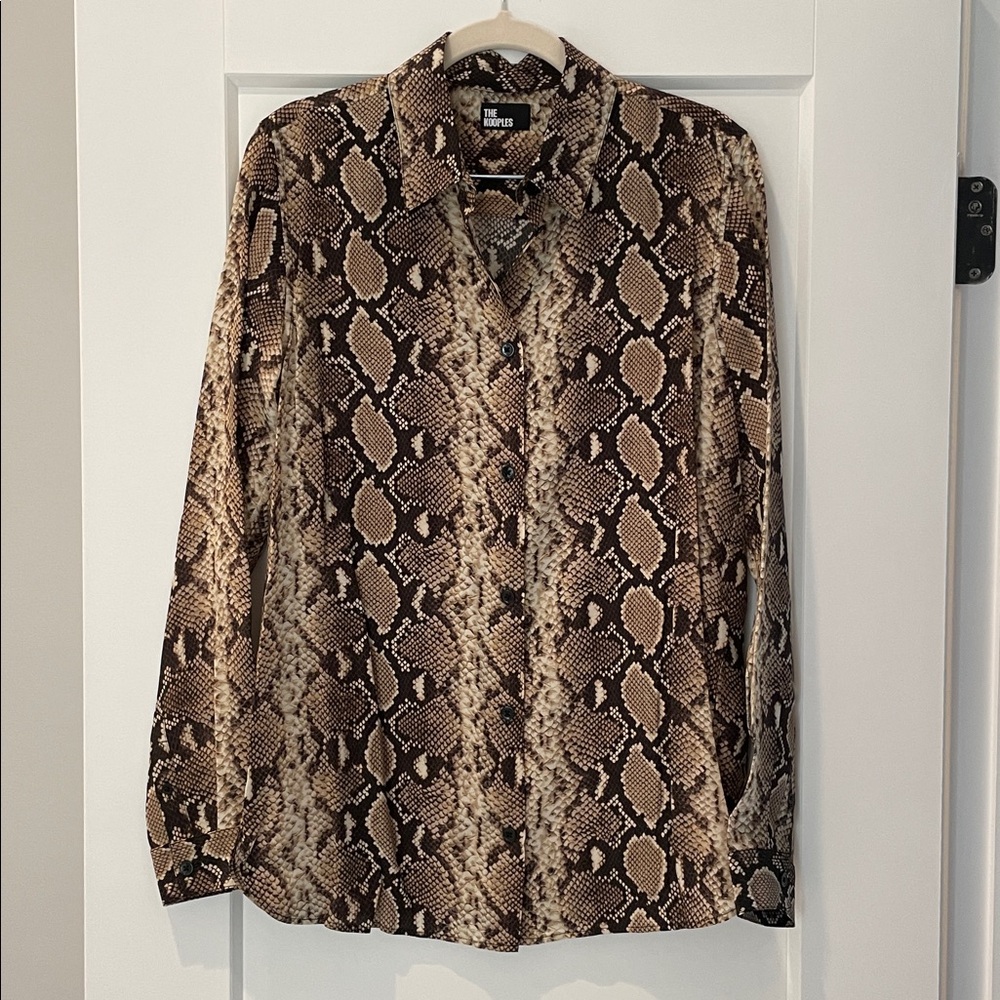 NWT 100% silk The Kooples python blouse. Sizes Fr 0 (xs / 2)
